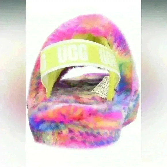 UGG Kids Fluffy Slippers Size 9 - Brand New without Box - Picture 3 of 9